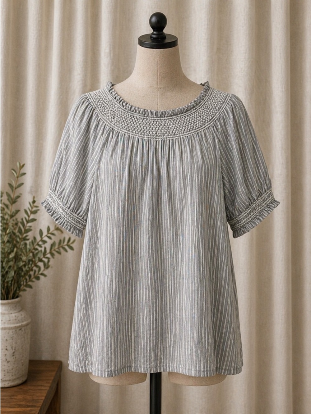 Old Navy Women’s‎ Striped Boho Blouse Size Large